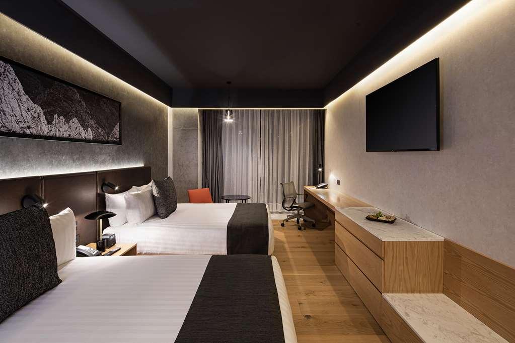 Galeria Plaza Monterrey Hotel Ruang foto A room at the hotel
