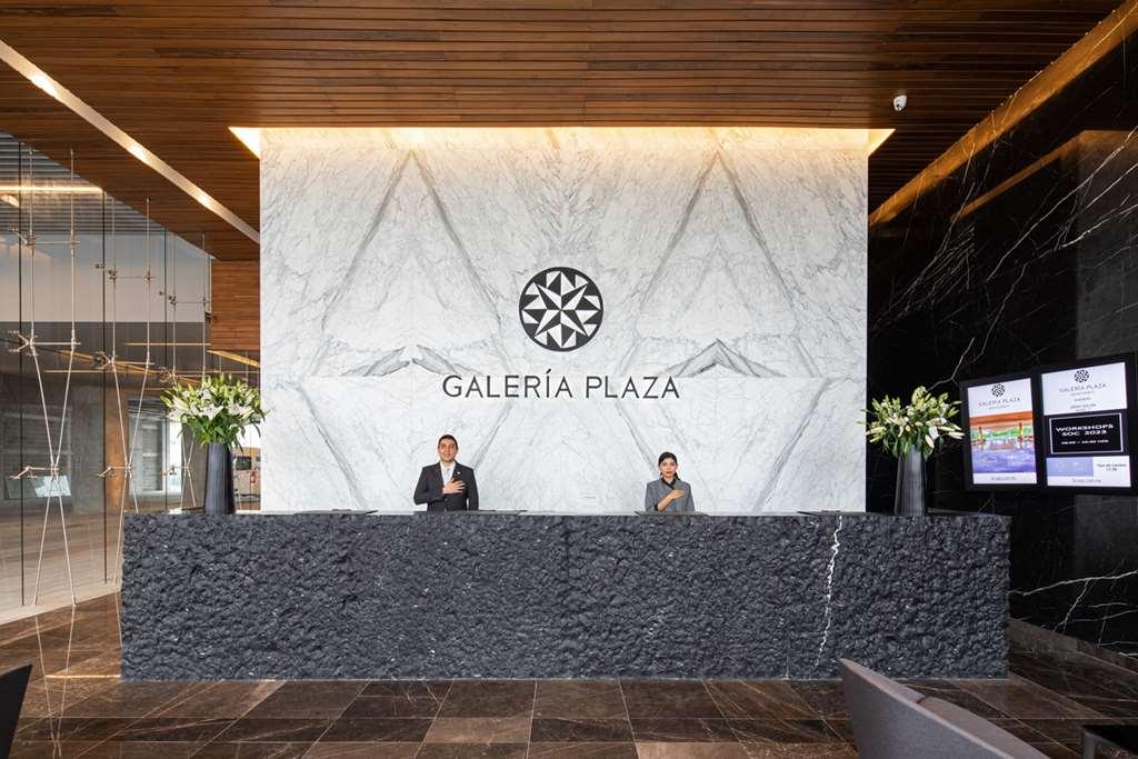 Galeria Plaza Monterrey Hotel Interior foto The lobby of the shopping mall