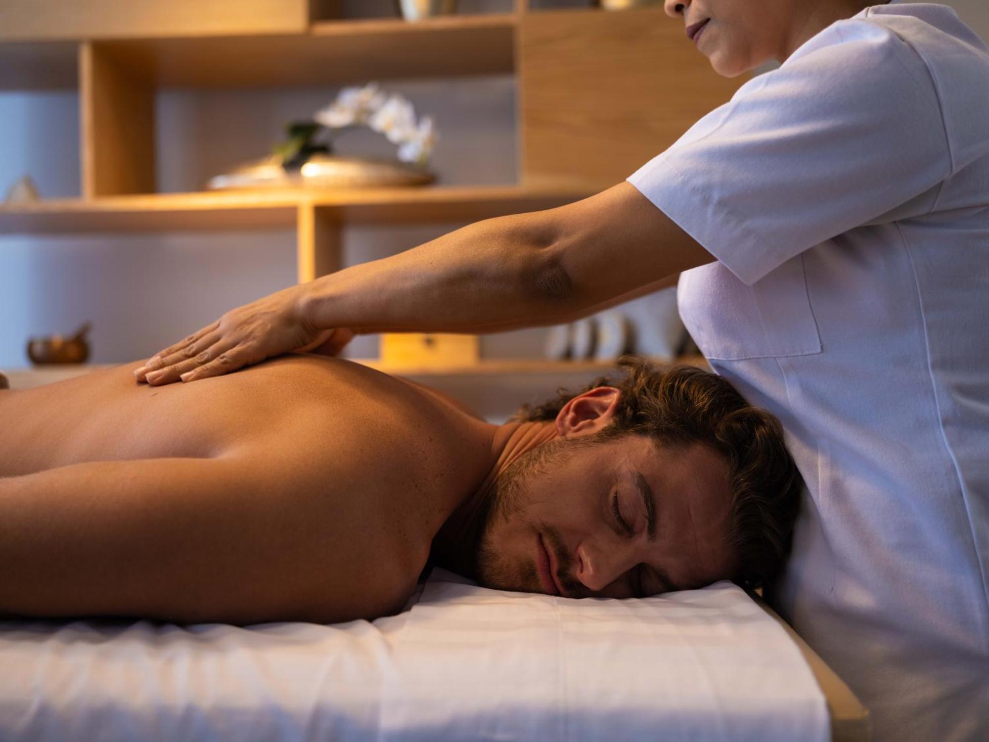 Galeria Plaza Monterrey Hotel Bagian luar foto Massage